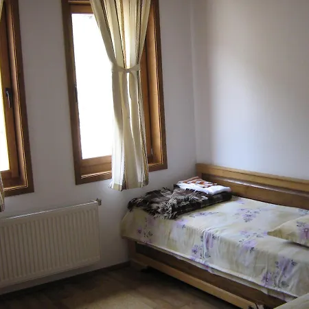 Martina Smilian * Smilyan (Smolyan)